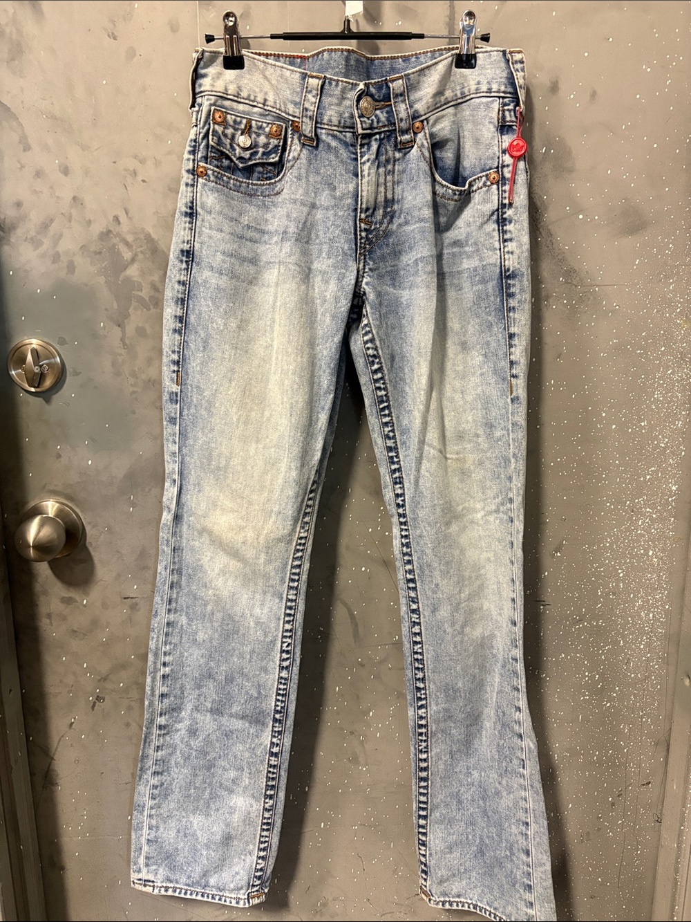 True Religion Light Wash Straight Leg Jeans with Signature Flap Pockets - Picture 5 of 13